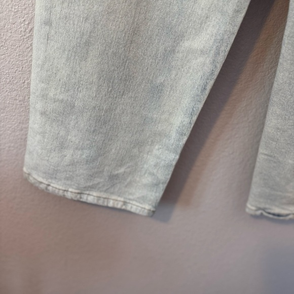 NWOT Wild Fable Light Wash Denim Jeans Size 2 - Picture 14 of 16